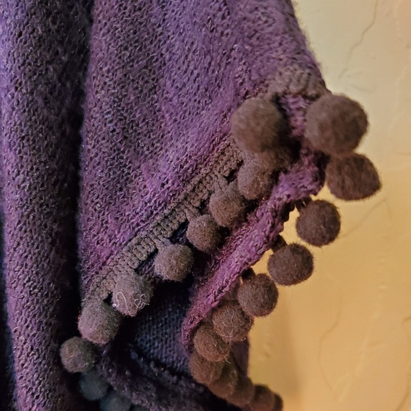 Rock 47 Crossstich Tunic - Picture 5 of 7